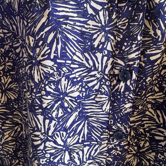 Catherines Womens Plus 4X 30/32W Blouse Button Up Shirt Stretch Hawaiian Floral - Picture 5 of 10